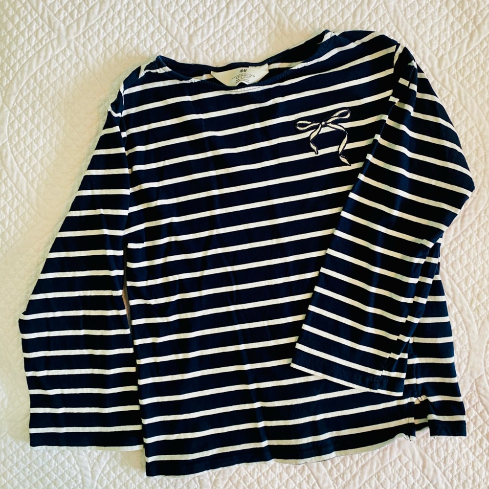 NWT Navy Striped Long Sleeve w/Embroidered Bow H&M 6x/7 girls